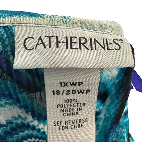 Catherines striped and tie dye in blue shirt with short sleeves size 18/20WP - Picture 8 of 8